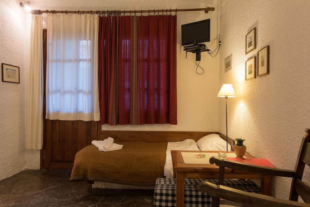 Proimos Maisonettes Apartment