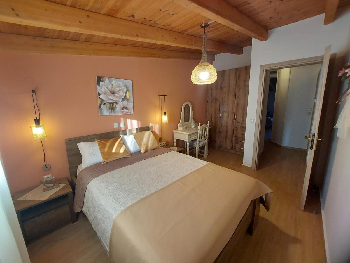 Zoi Luxurious Seaview Retreat Apartment