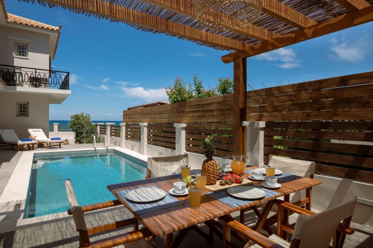 Villa Elizabeth - Seafront Classic Villa! *