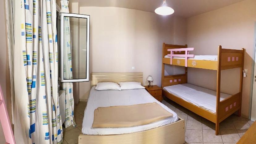Saint George Hostel *