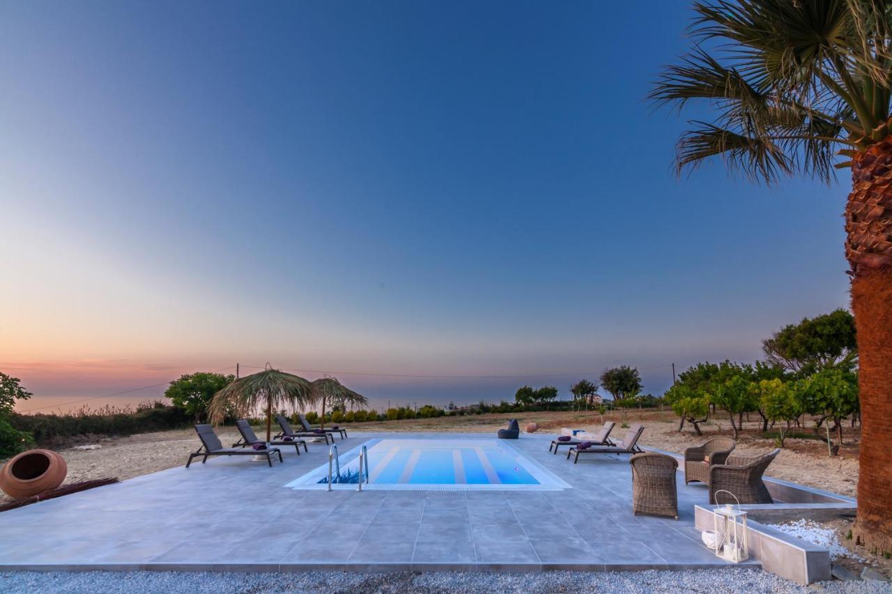 Villa Chrysalida, Unspeakble Views And Privacy!