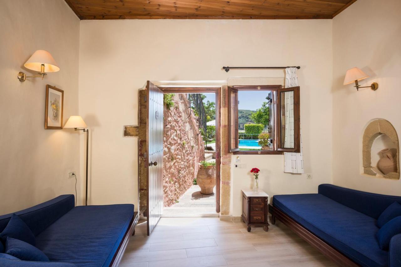Village & 4* Spilia (Crete)