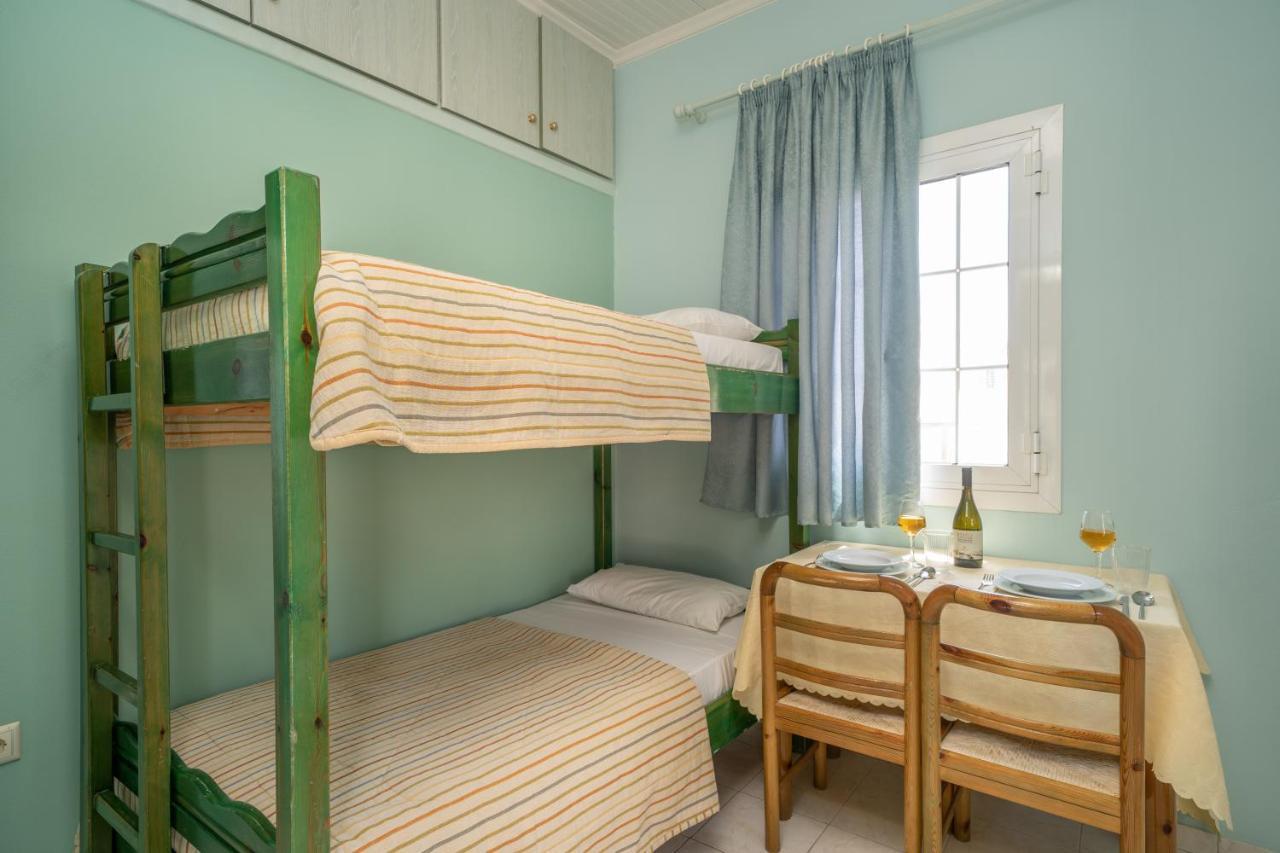 Makis Village-apartments *