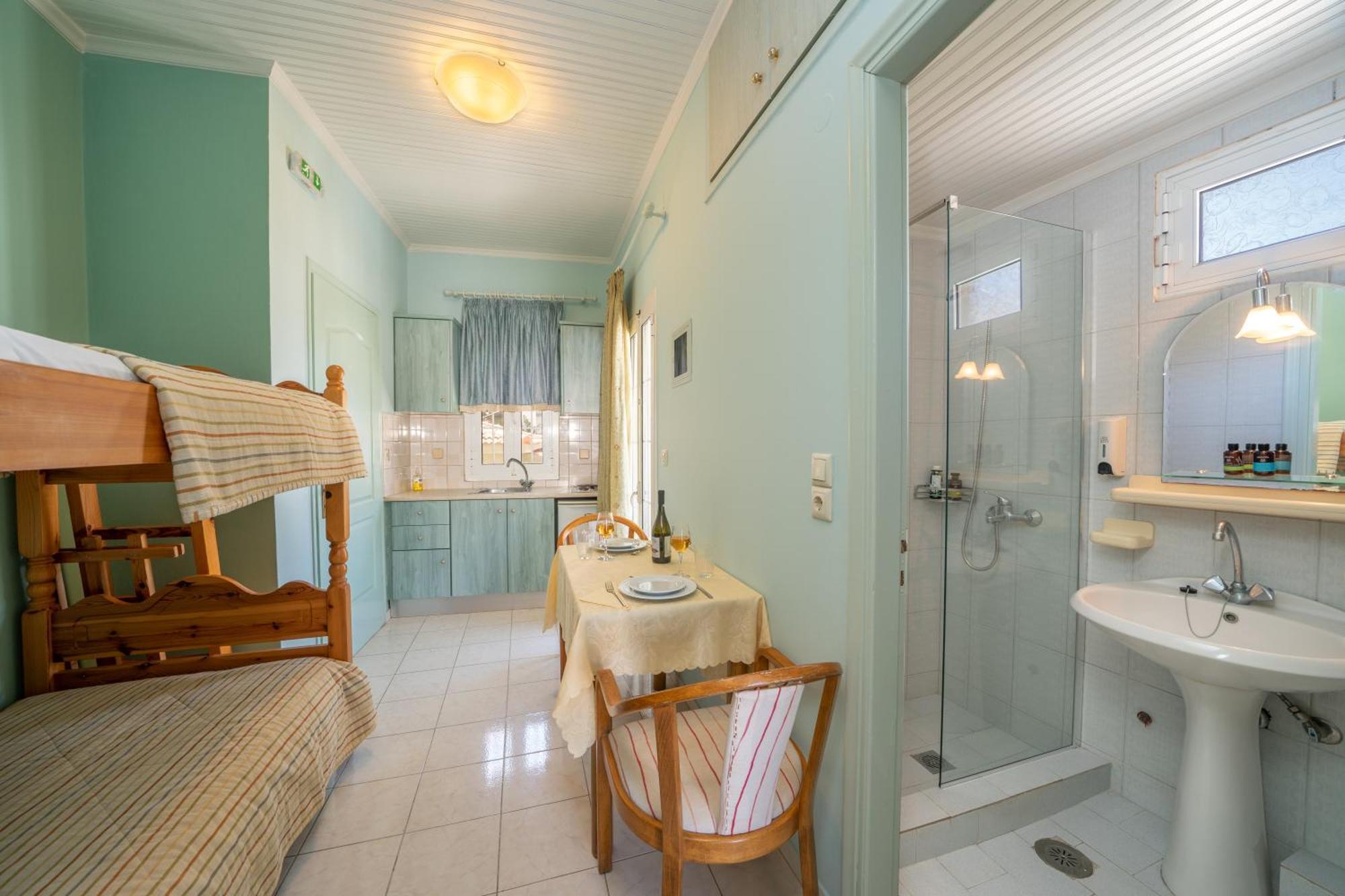 Makis Village-apartments Apartment