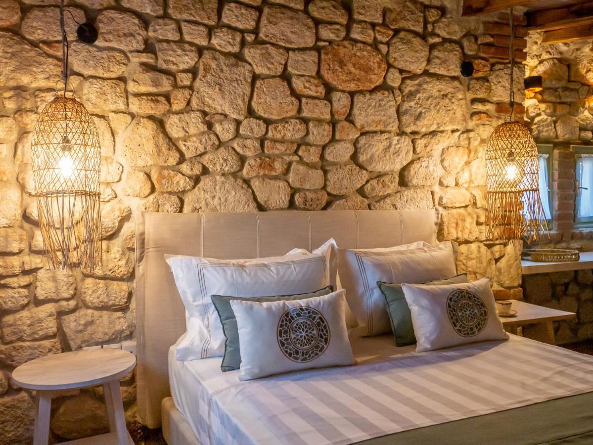Hotel Petrino Eco Village 4*