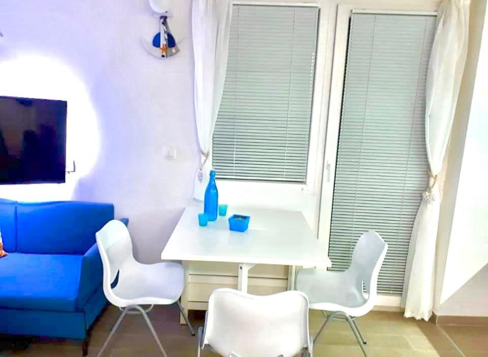 Sun Sea No 3 * Peraia (Thessaloniki)