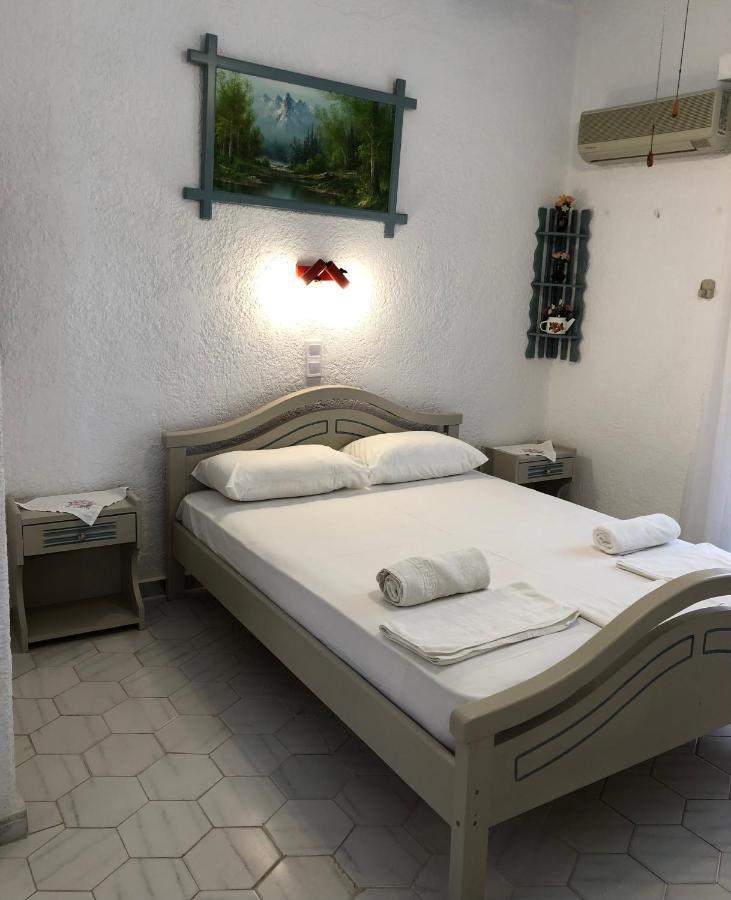 Aparthotel 3 Alpha Batsi (Andros)