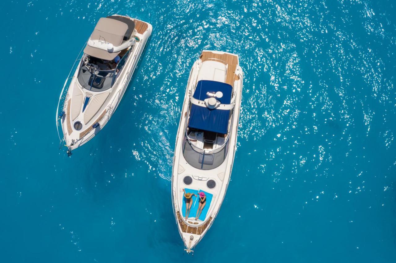 Daily Cruises Private Yachts