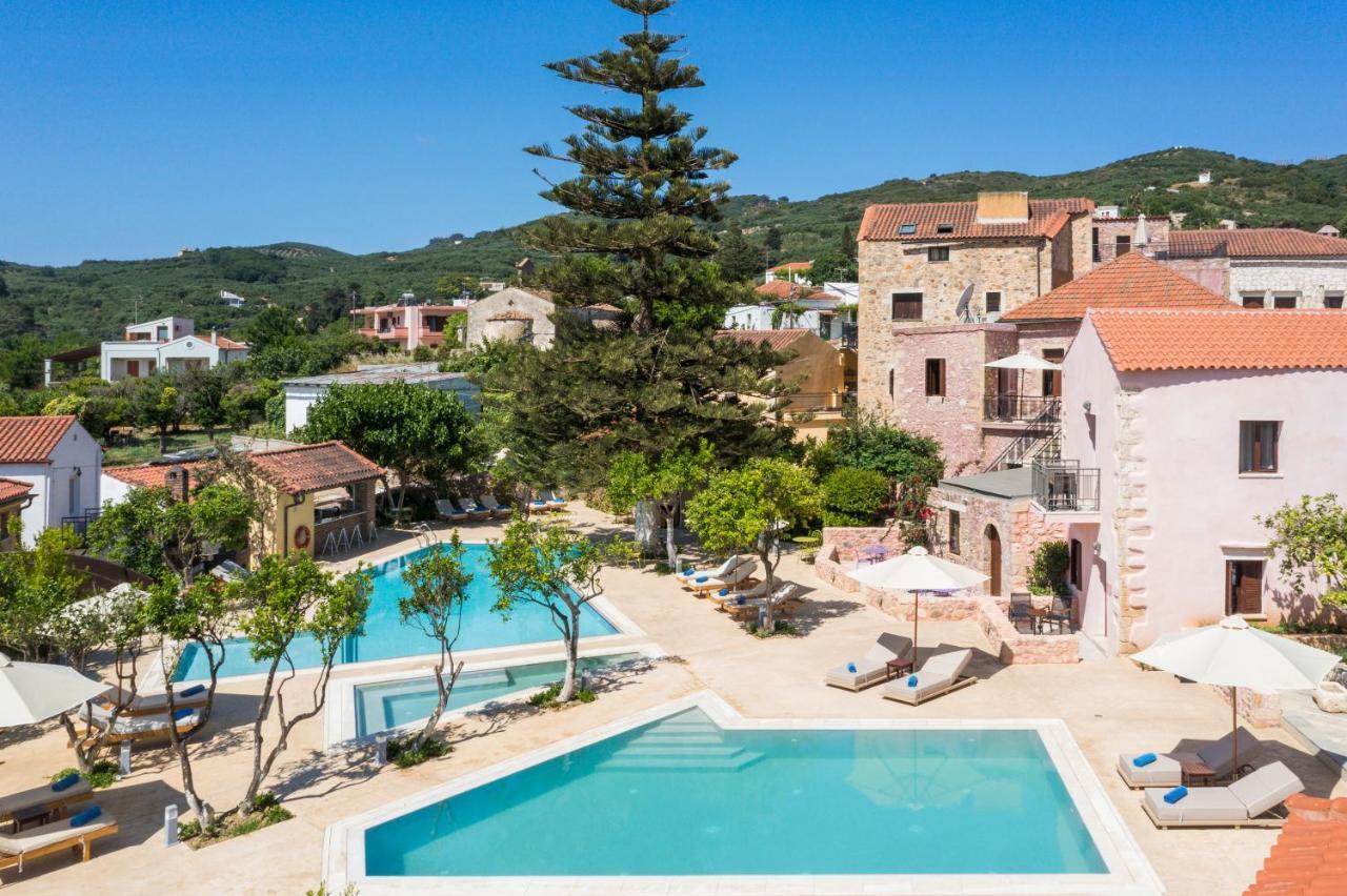 Hotel Village &
