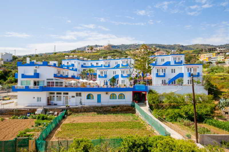 Belvedere Village 3*
