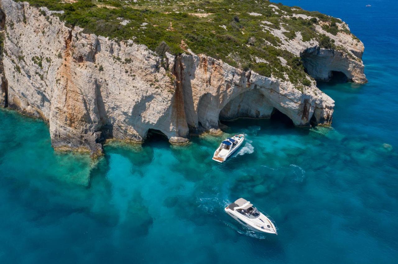Daily Cruises Private Yachts Botel *