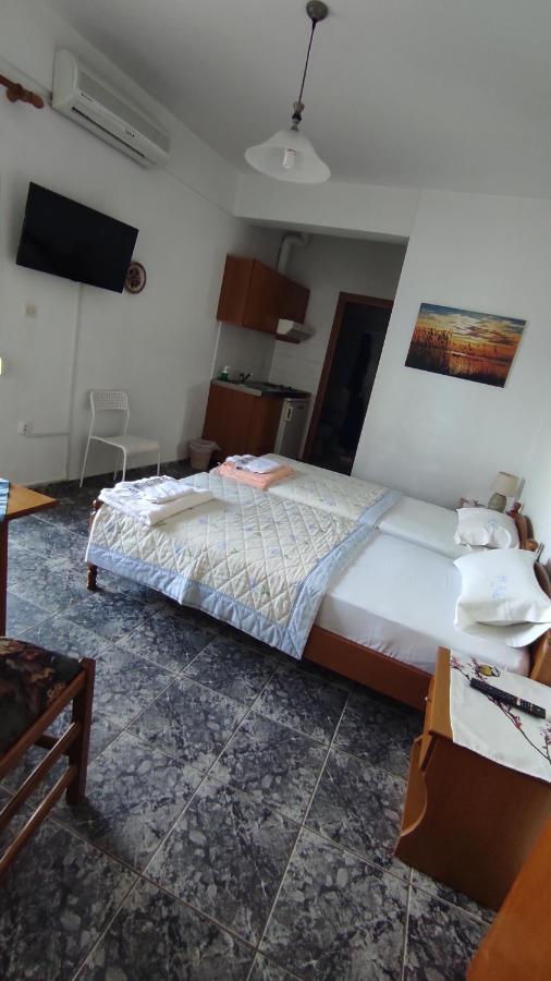 Peristerianos Aparthotel *