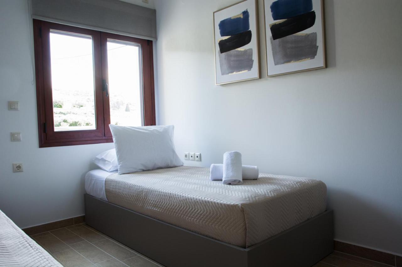 Ianthe Apartment *