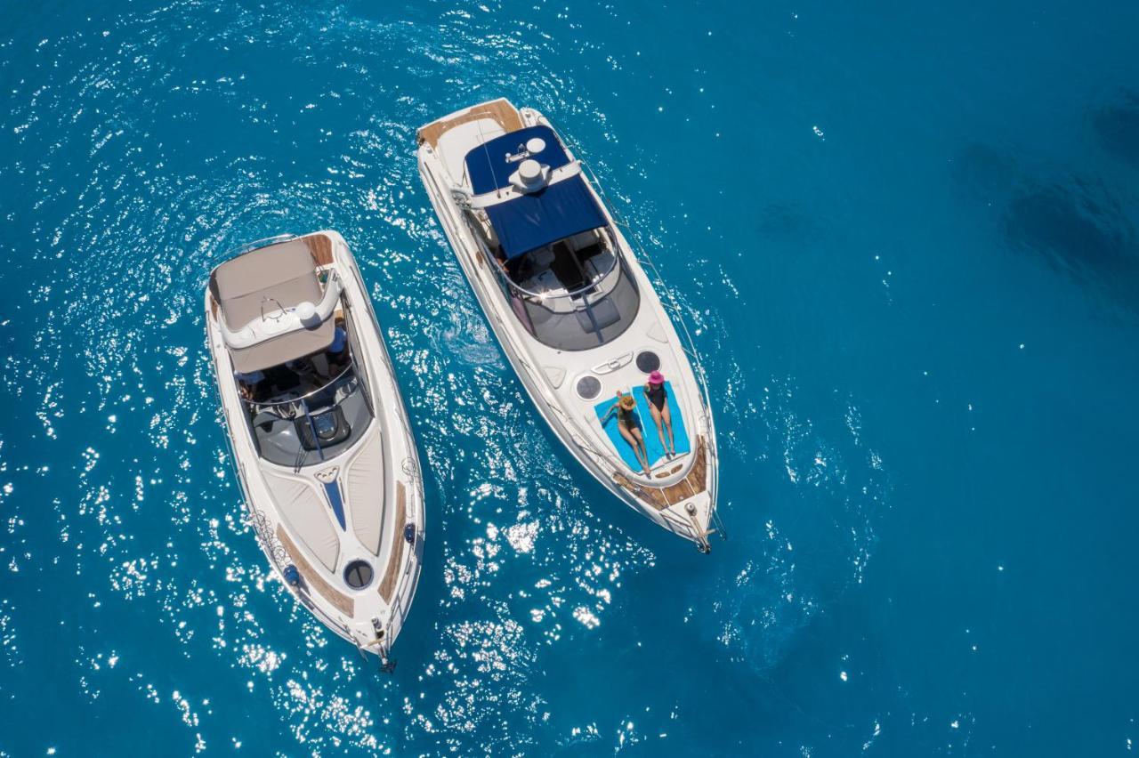Daily Cruises Private Yachts Botel *