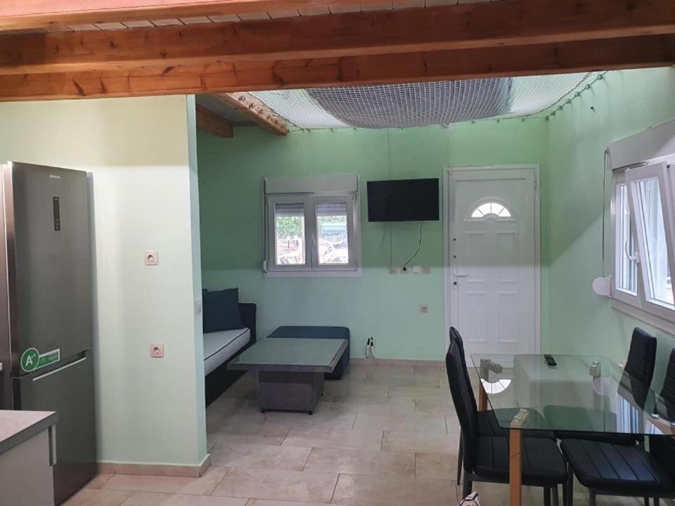 Makis Nest Aparthotel Vourvourou
