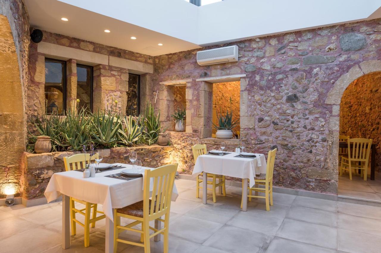 Village & Hotel 4*