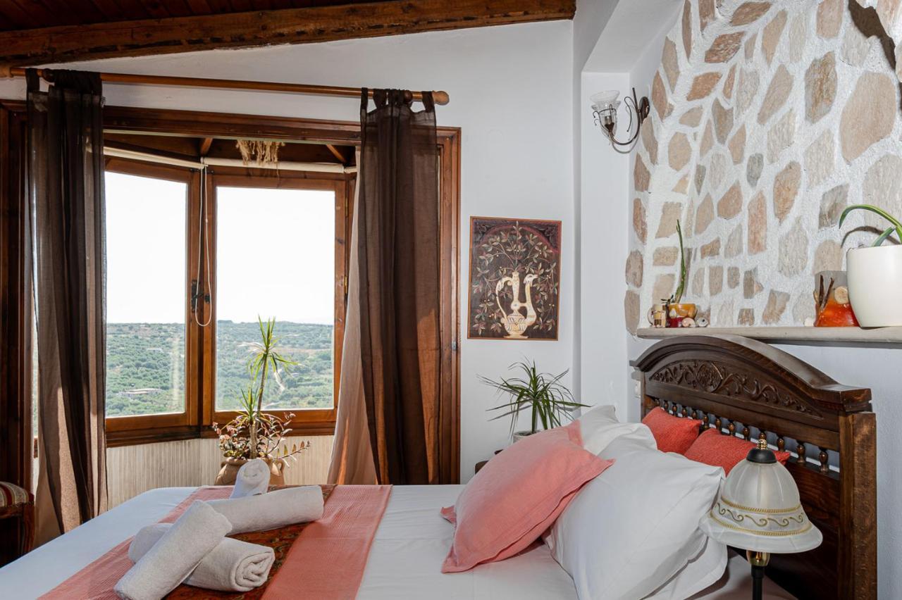 Villa Elia Woodstone Elia (Crete)
