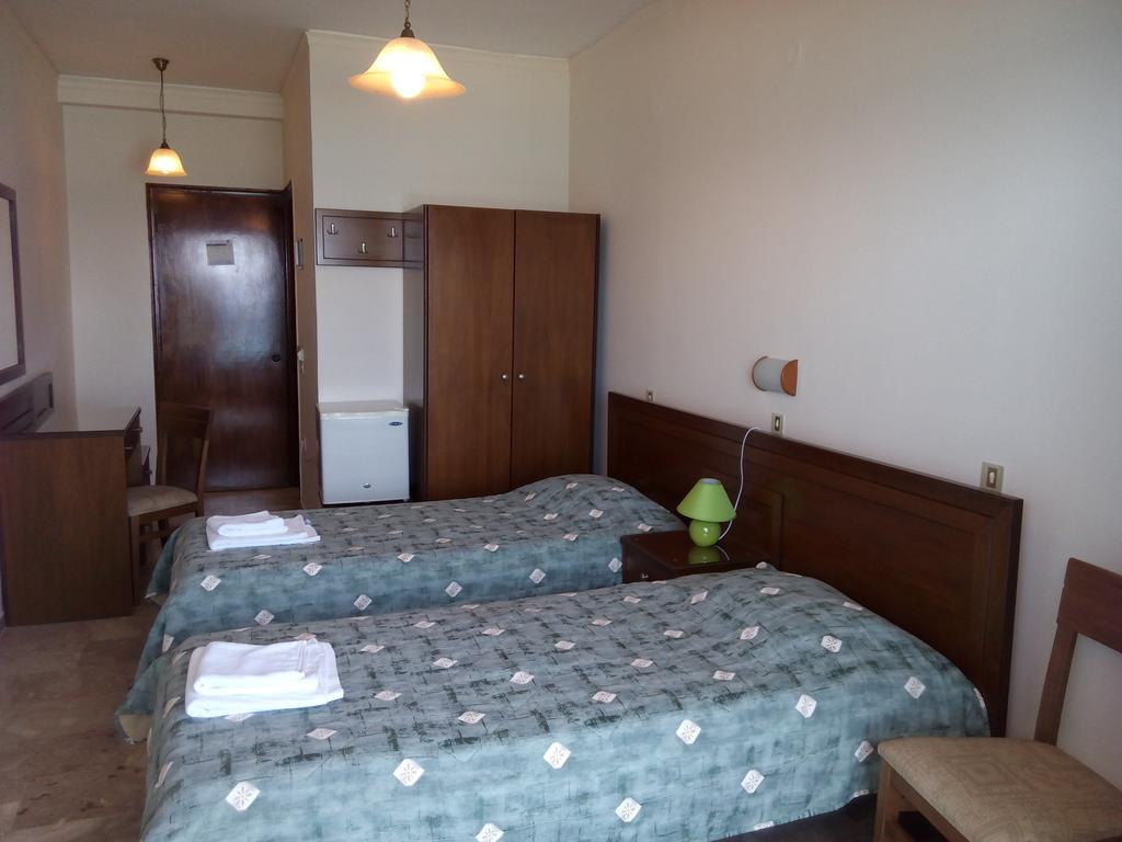 Hotel Akrogiali