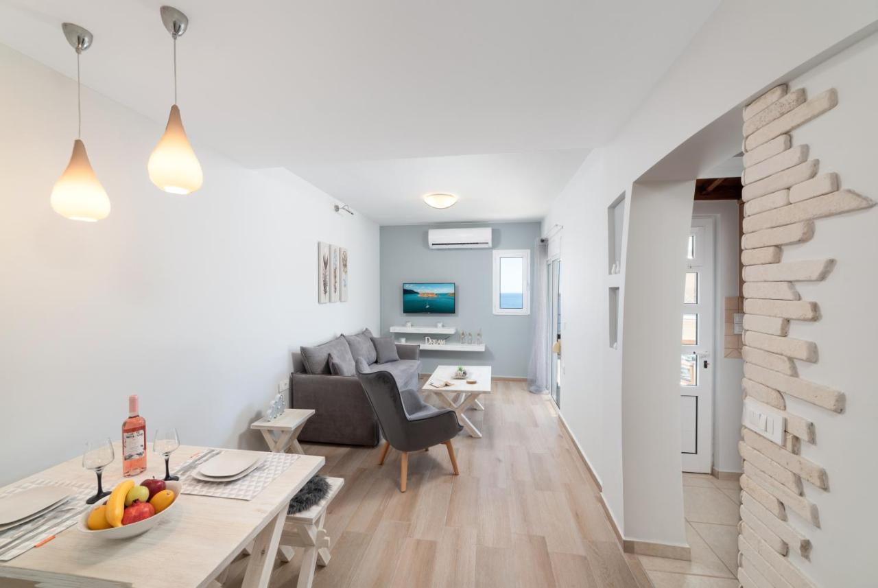 Casademar Apartment