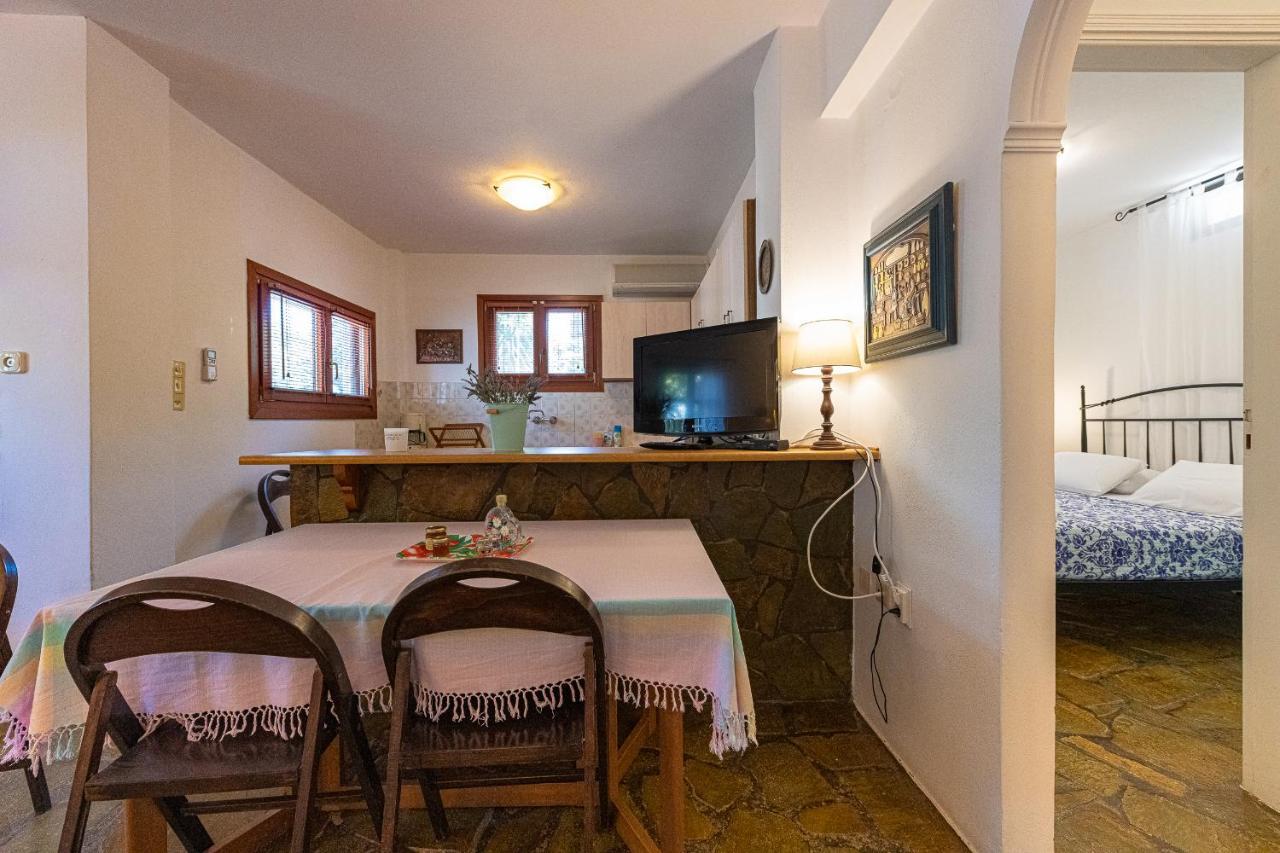 Anemoesa Apartment *
