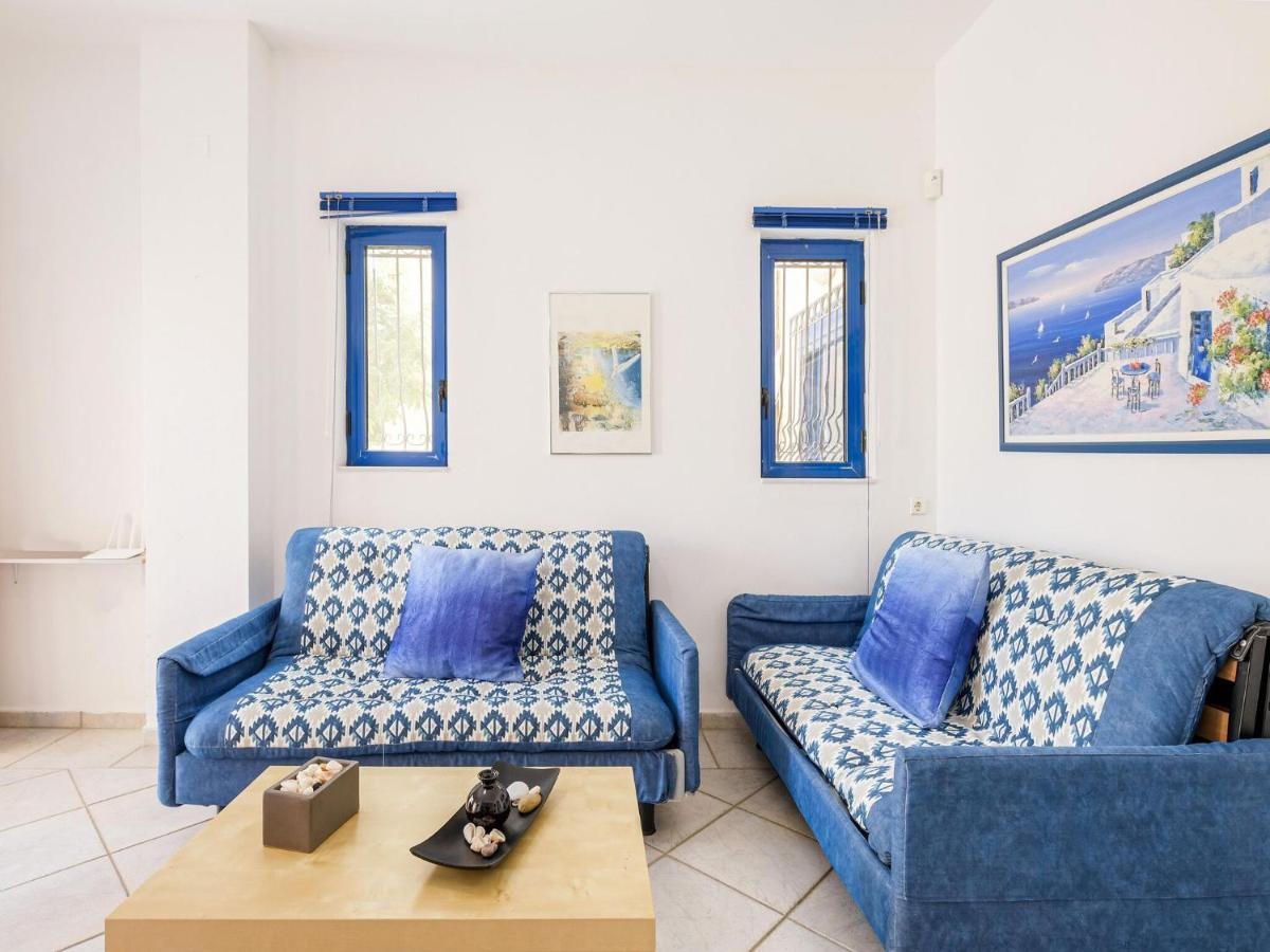 Alluring In With Private Pool Holiday home Gennadi