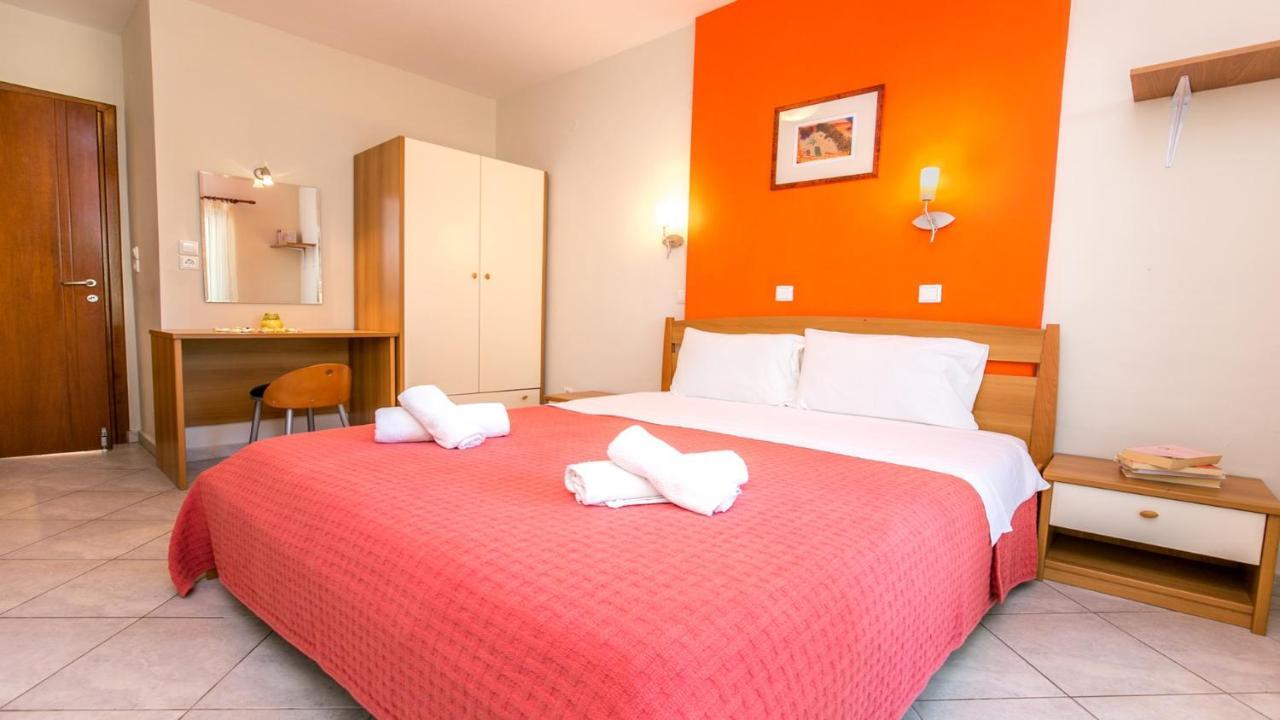Amversa's House Aparthotel Potos
