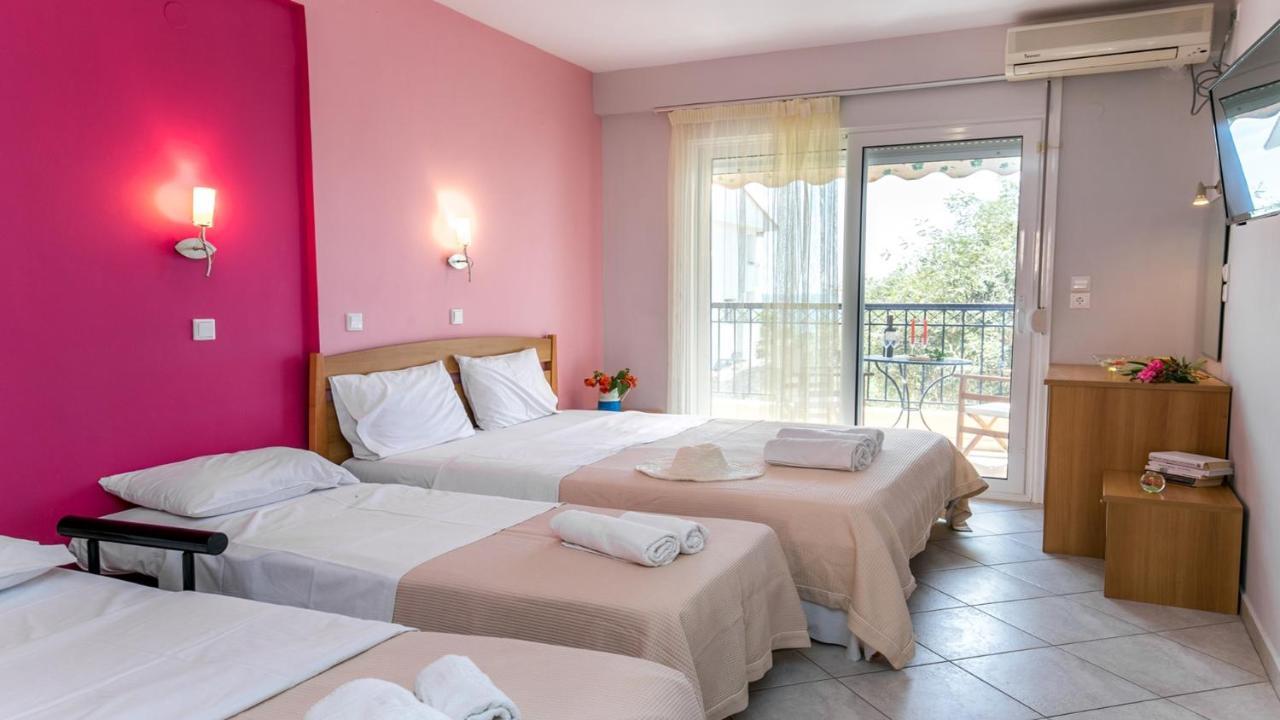 Amversa's House Aparthotel Potos