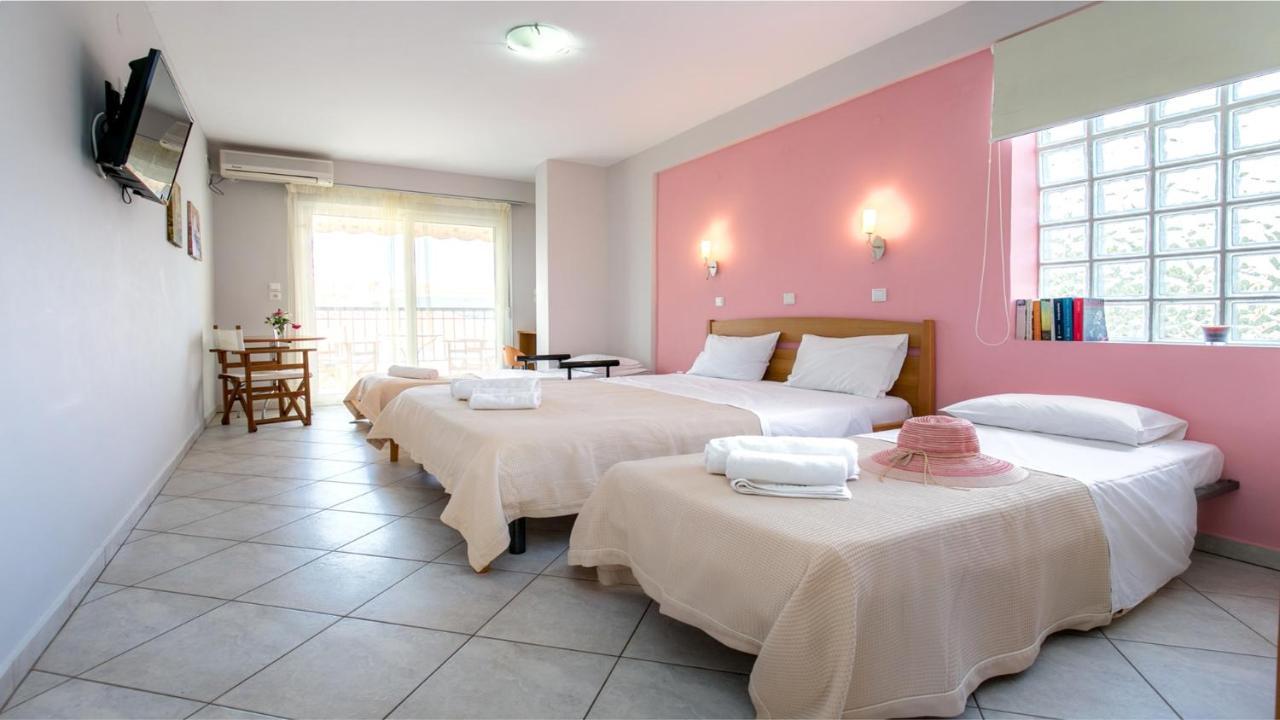 Amversa's House Potos