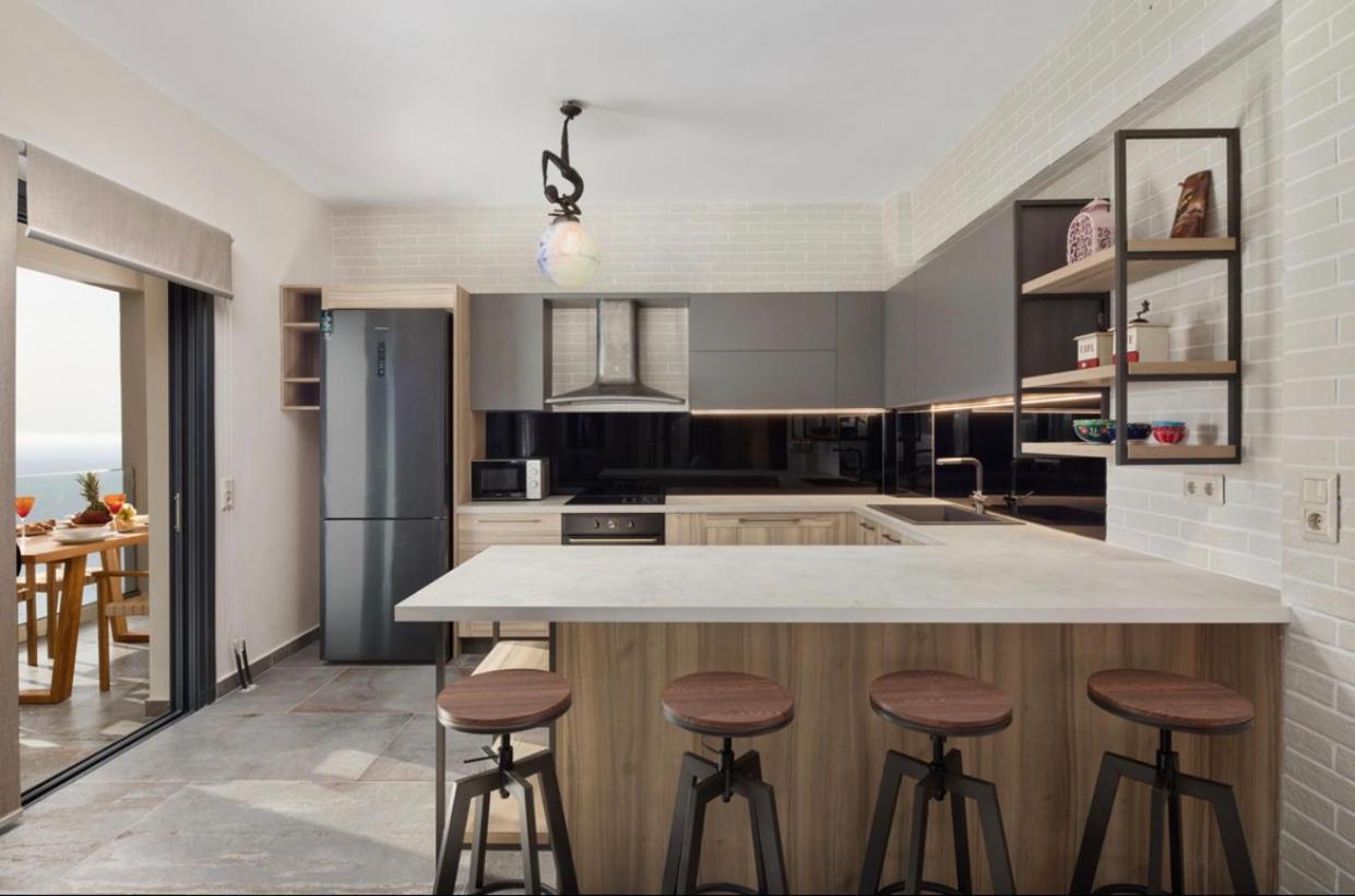 Irida Sunset Villa *
