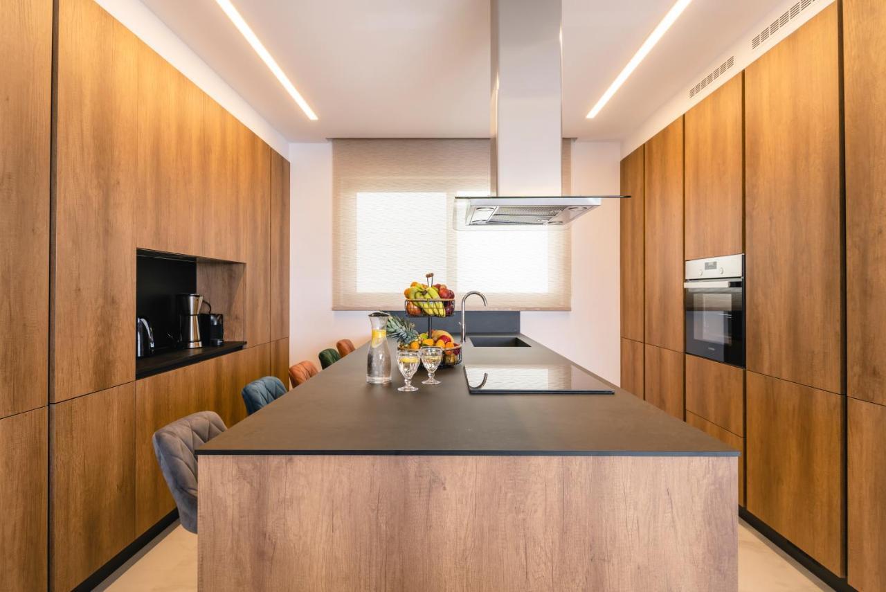 Apartment Divine Residence, A Seaview Retreat, By Thinkvilla Piraeus