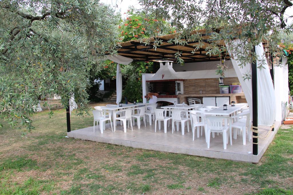 Apartment Patroudis House *