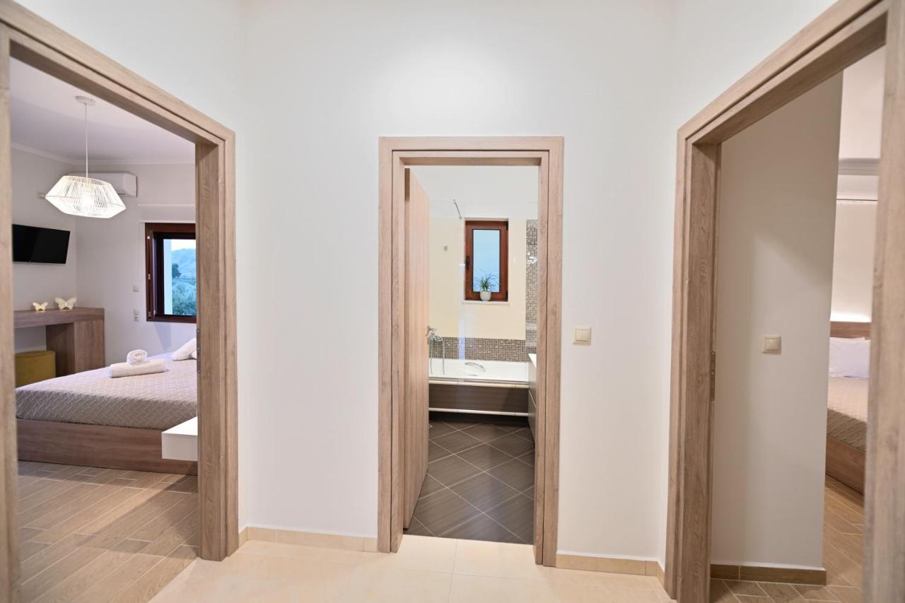 Ianthe Apartment