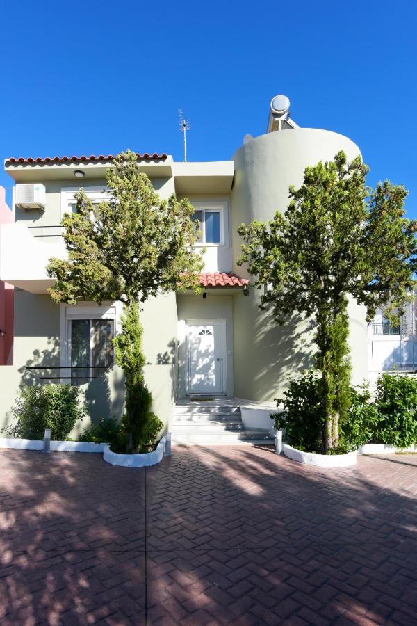 Irilena - 4bdr House * Gennadi