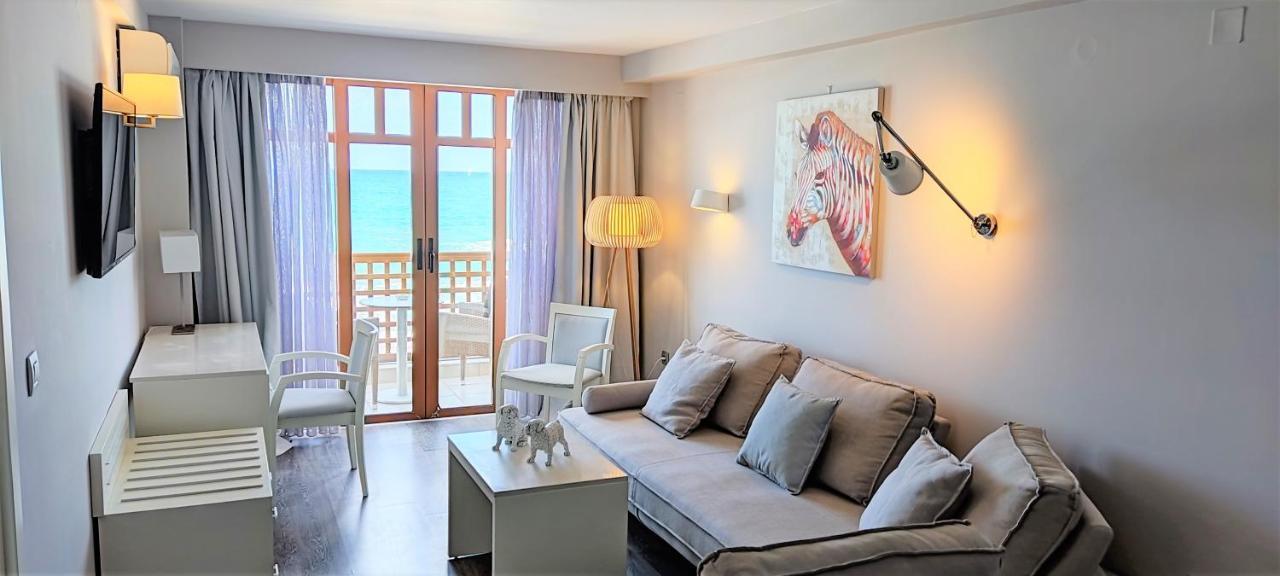 Ammos Suites 4*
