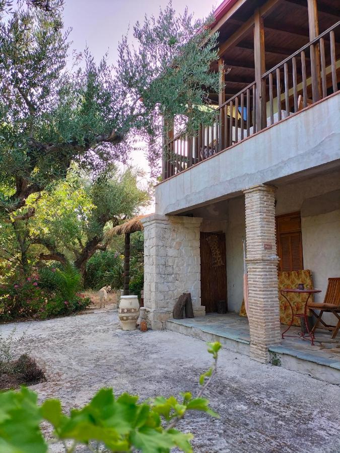 Villa Anta House By The Sea