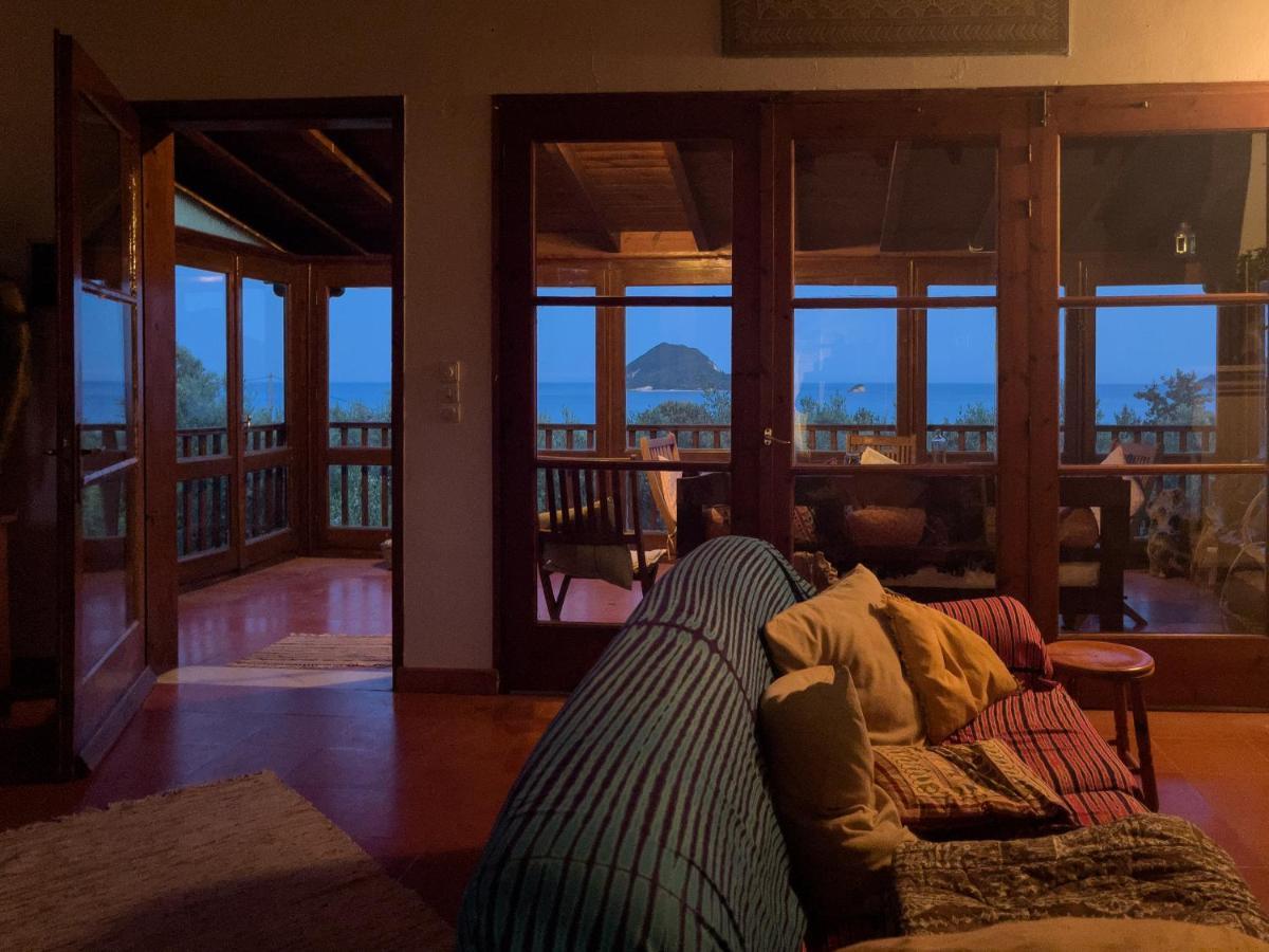 Villa Anta House By The Sea *