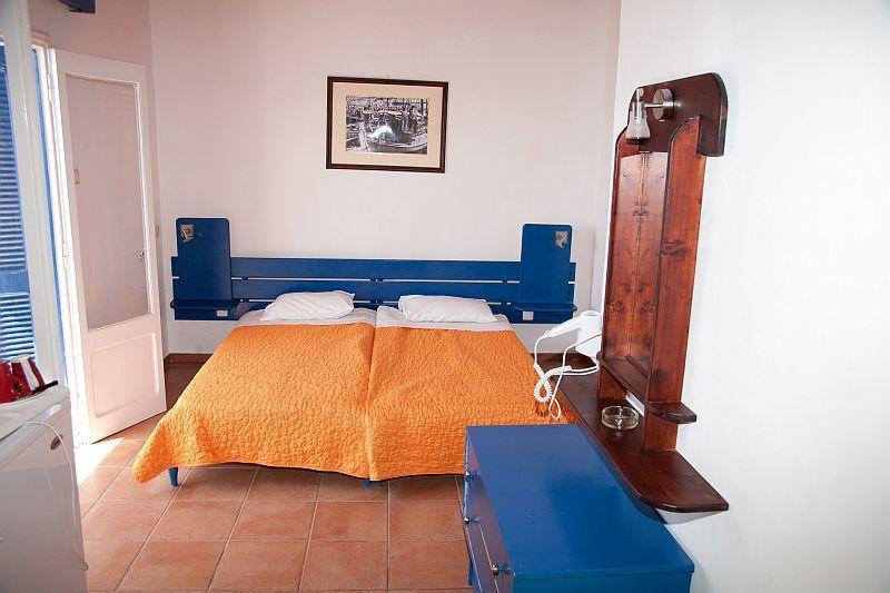 Themis Hotel 2*