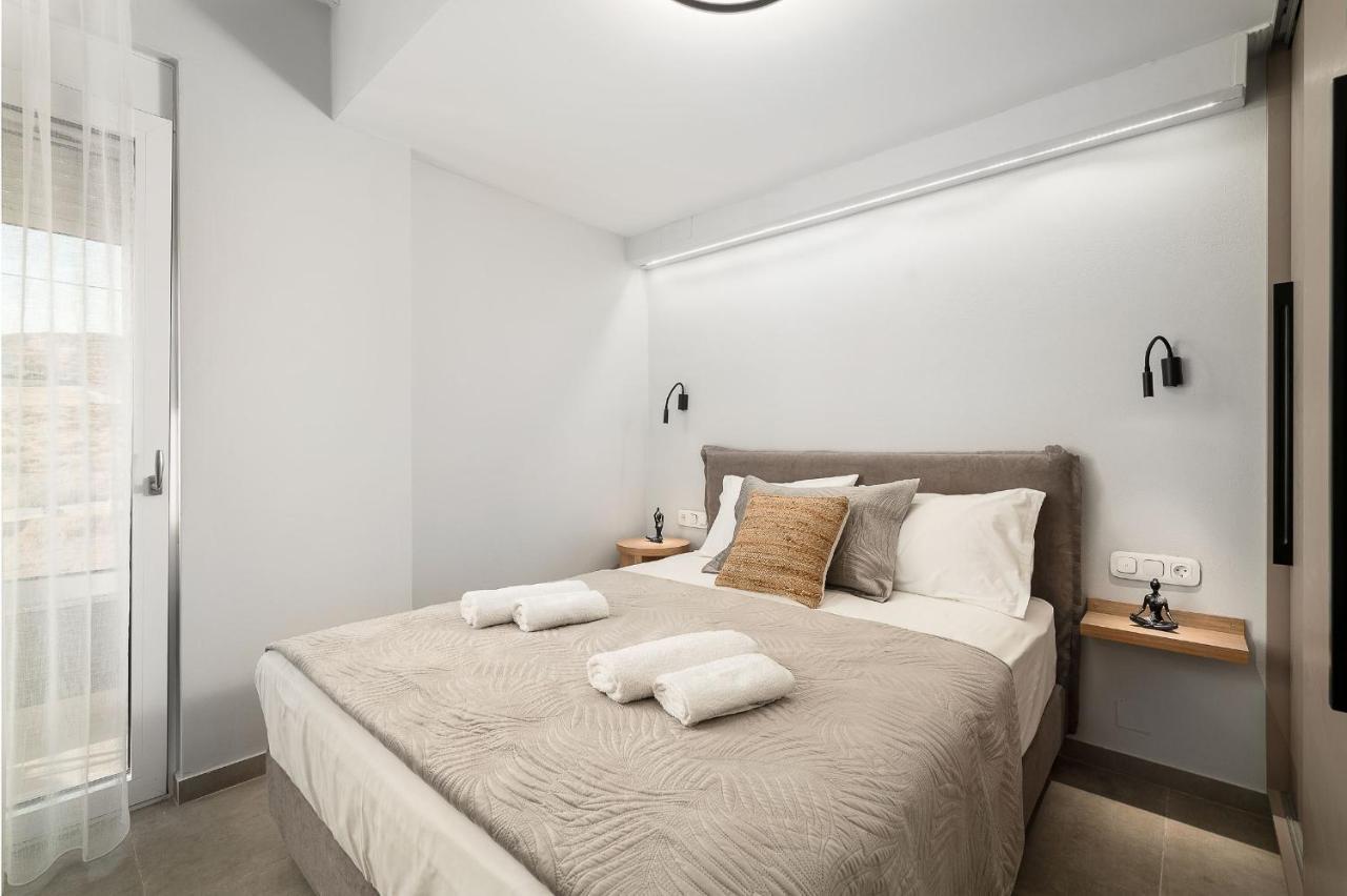 Gifel And Luxurious Apartment