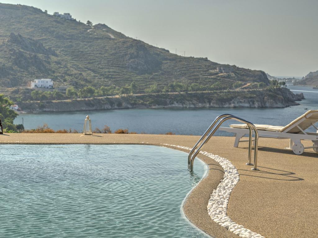 Eirini Luxury *