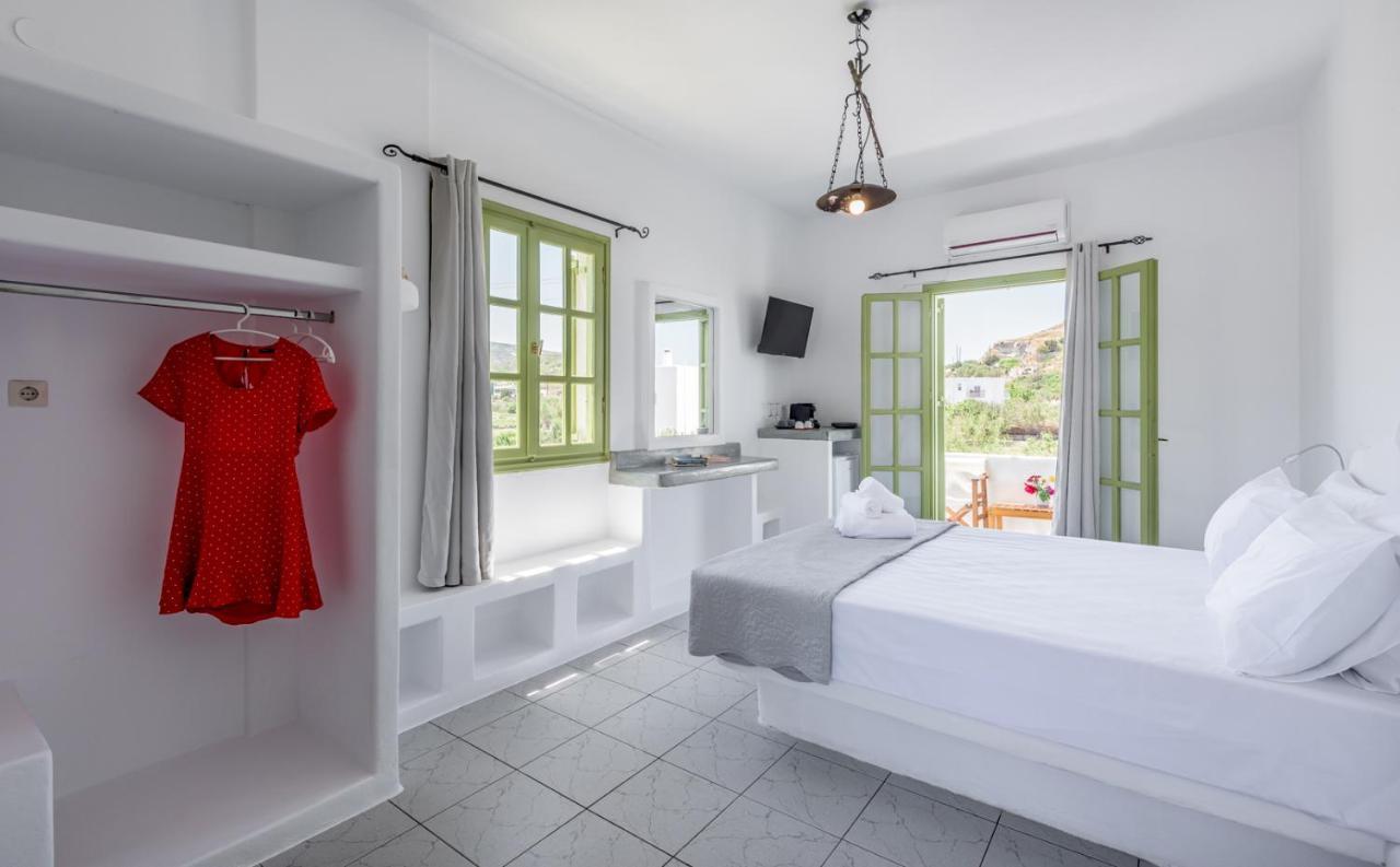 Hotel Pente Elies Milos 3*