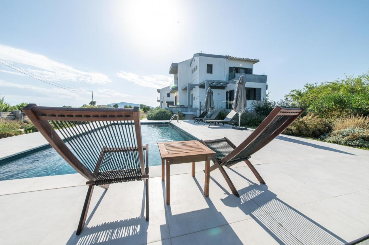 Lagoon View Villa *