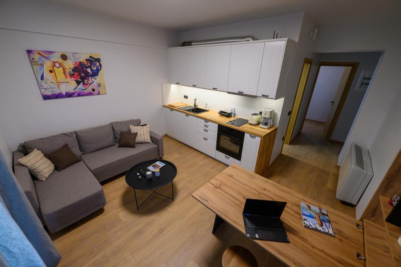 Apartment Plato 42