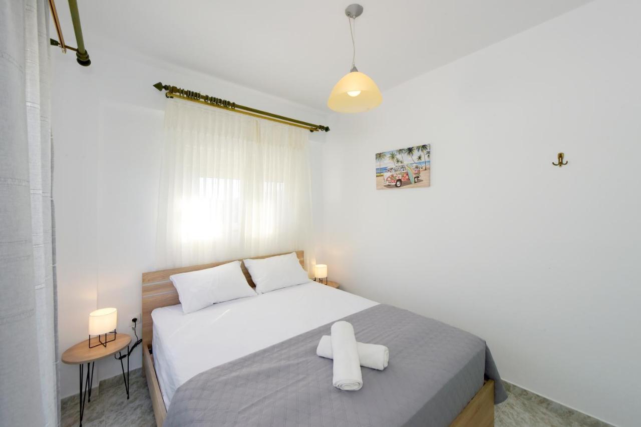 Irilena - 4bdr House * Gennadi
