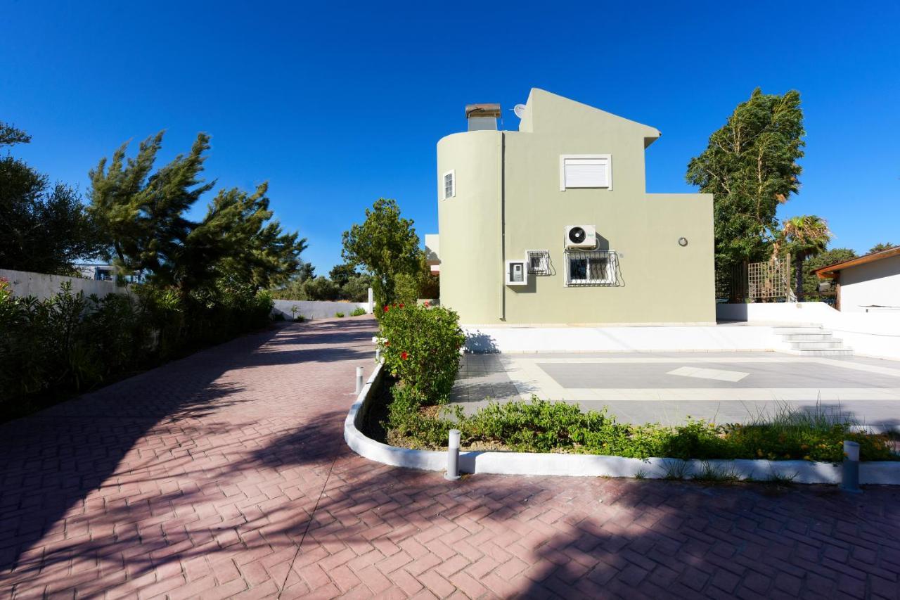 Irilena - 4bdr House Gennadi