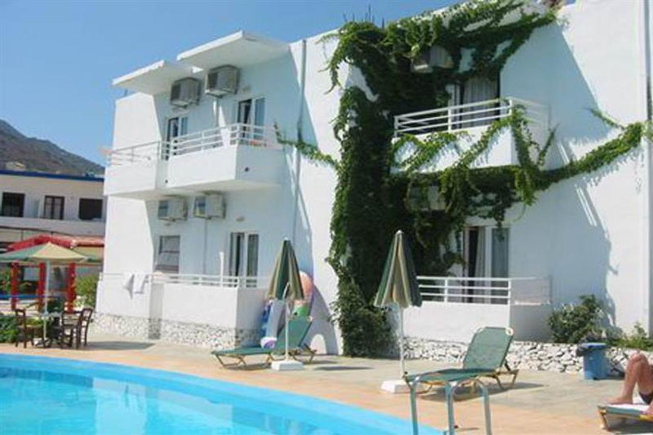 Kronos Apartment