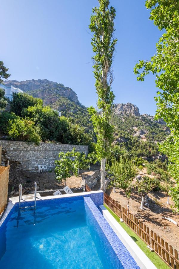 Mertonas Country house Kyra Panagia