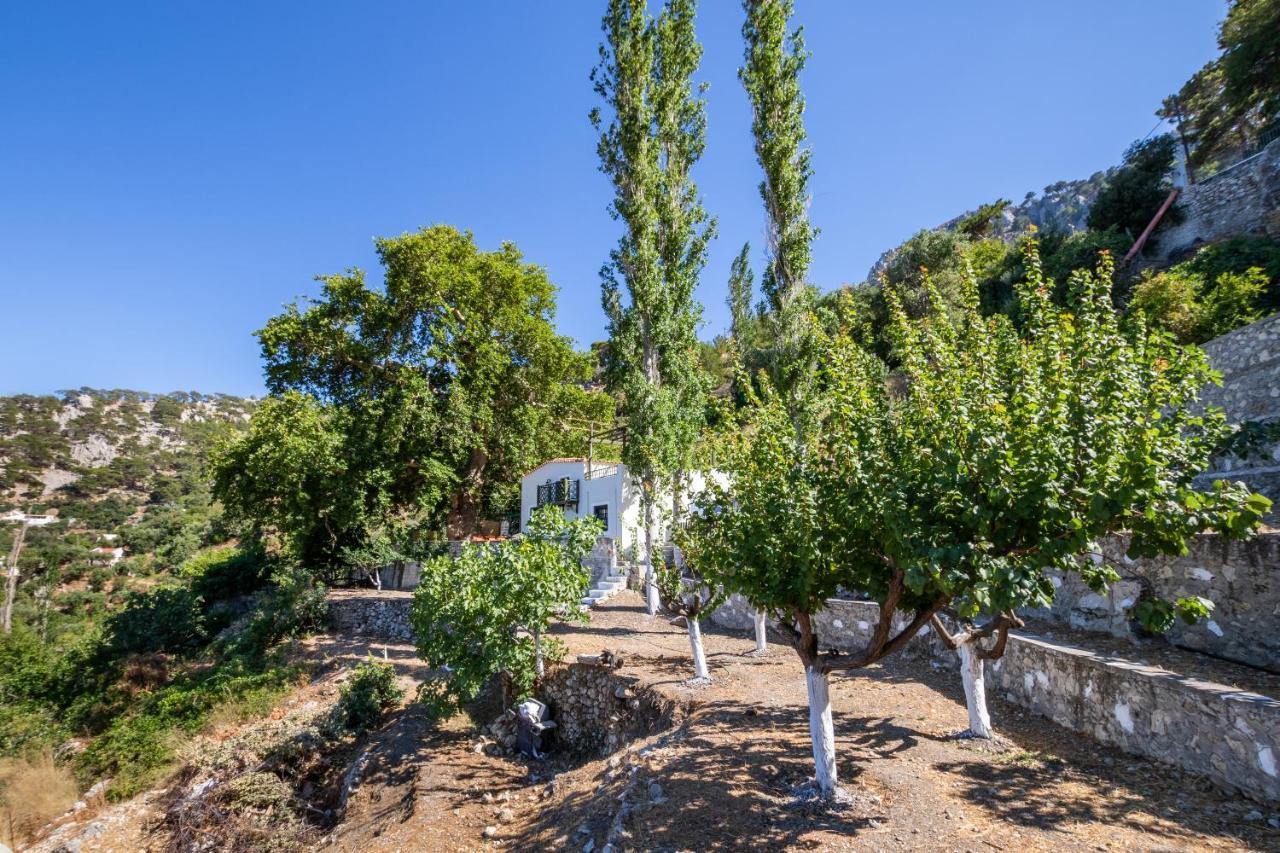 Country house Mertonas Kyra Panagia
