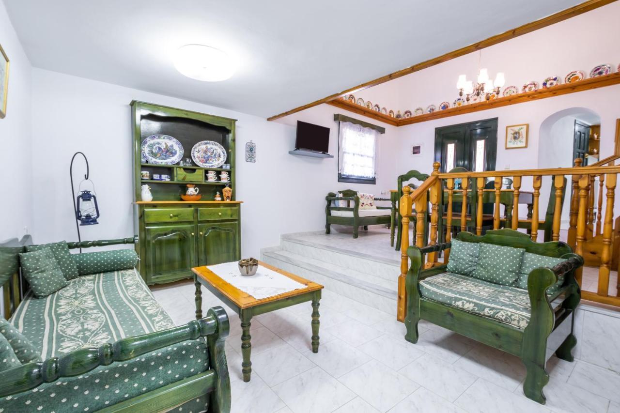 Mertonas Country house