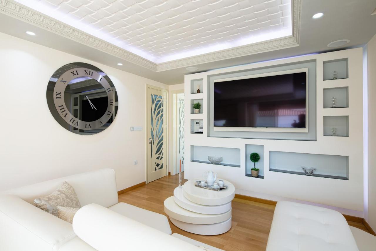 Ma President Suite, Demani President Apartment