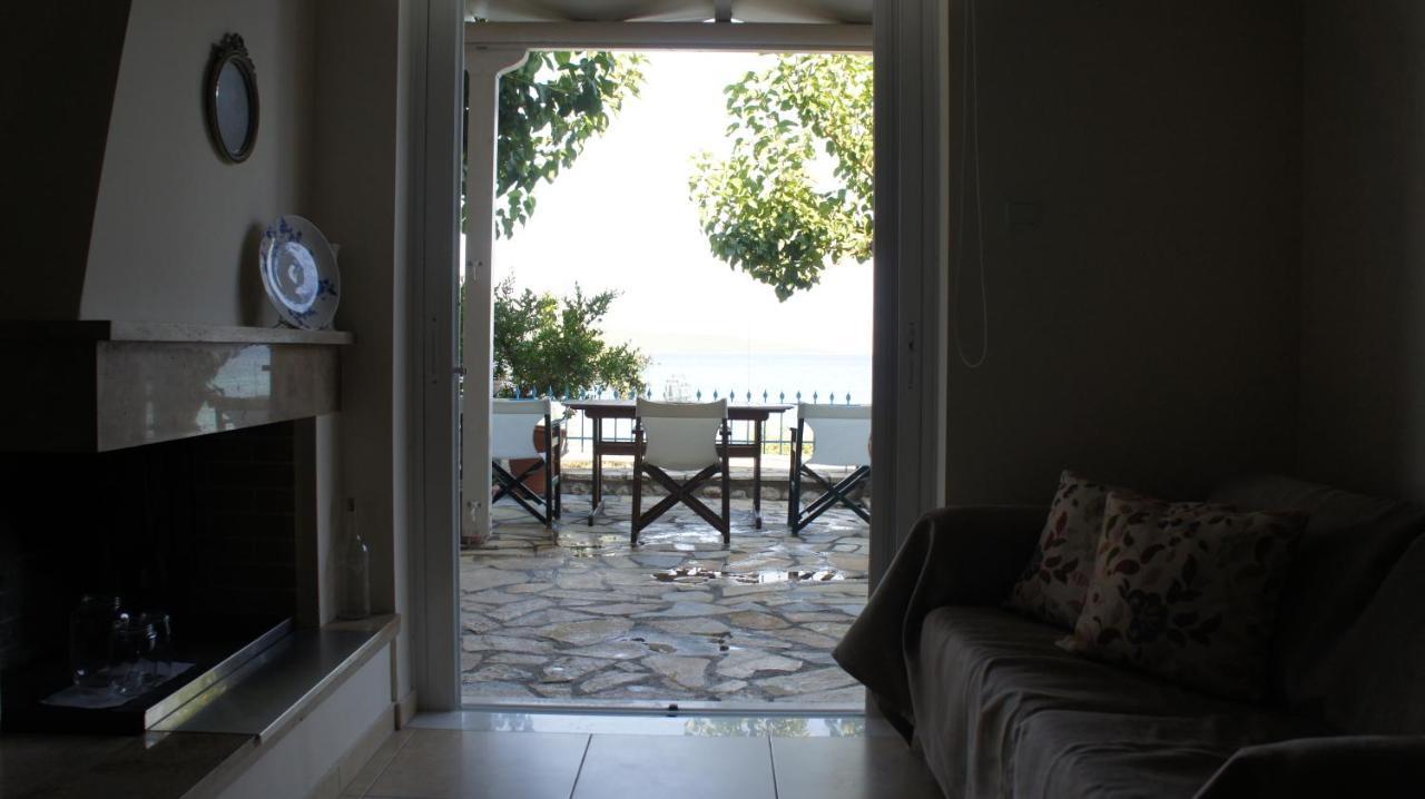Holiday home Eoσ Nikiana